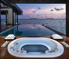 Anantara Kihavah Maldives Villas