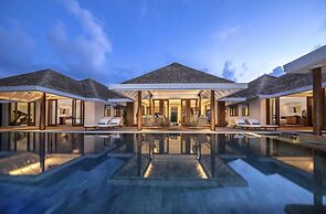 Anantara Kihavah Maldives Villas