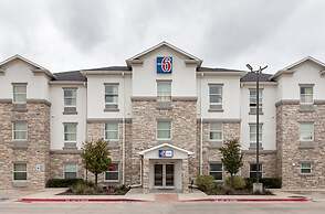 Motel 6 Fort Worth, TX