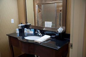 Hampton Inn & Suites Watertown