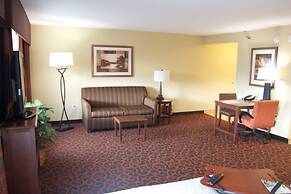 Hampton Inn & Suites Watertown