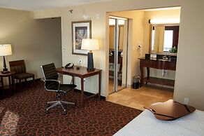 Hampton Inn & Suites Watertown