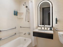 Hilton New York Fashion District