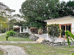 Gumbo Limbo Jungle Resort