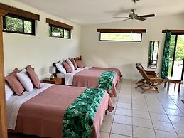 Gumbo Limbo Jungle Resort