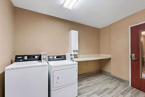 Comfort Suites