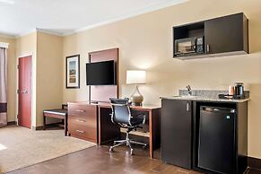 Comfort Suites