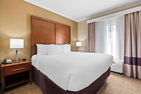 Comfort Suites