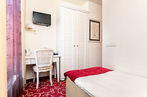 Meriton Old Town Garden Hotel