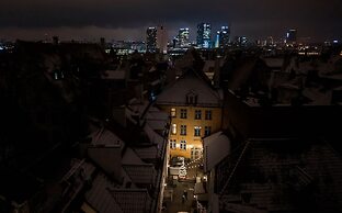 Meriton Old Town Garden Hotel