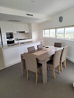 Kirra Surf Apartments