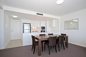 Kirra Surf Apartments