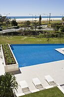 Kirra Surf Apartments