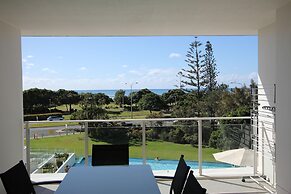 Kirra Surf Apartments