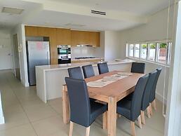 Kirra Surf Apartments