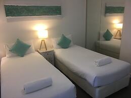 Kirra Surf Apartments