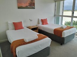 Kirra Surf Apartments