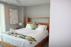 Kirra Surf Apartments