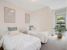 Kirra Surf Apartments