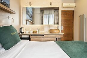 The Pera Hotel