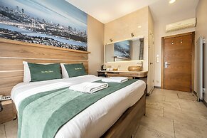 The Pera Hotel