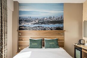 The Pera Hotel