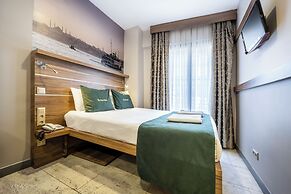 The Pera Hotel
