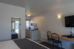 ASURE Gables Motor Lodge