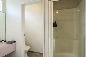 ASURE Gables Motor Lodge