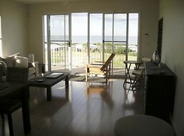 Caves Coastal Bar & Bungalows