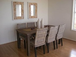 Caves Coastal Bar & Bungalows