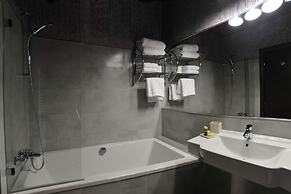 Hotel Dumbrava