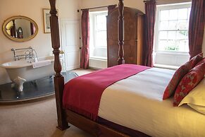 Rollestone Manor