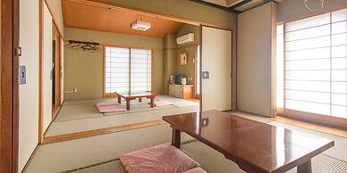 Sakura Ryokan Asakusa Iriya