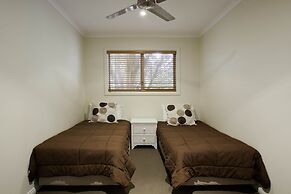 NRMA Ocean Beach Holiday Resort