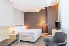 NH Bratislava Gate One