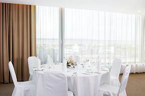 NH Bratislava Gate One