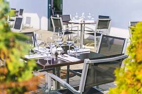 NH Bratislava Gate One