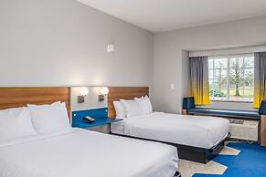 Microtel Inn & Suites by Wyndham Montgomery