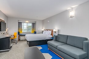 Microtel Inn & Suites by Wyndham Montgomery