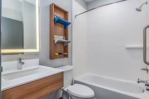 Microtel Inn & Suites by Wyndham Montgomery