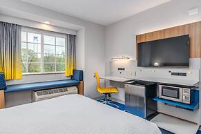 Microtel Inn & Suites by Wyndham Montgomery