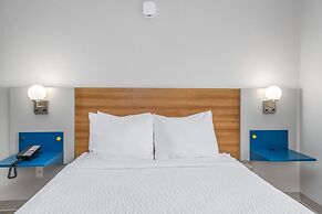 Microtel Inn & Suites by Wyndham Montgomery