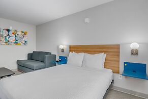 Microtel Inn & Suites by Wyndham Montgomery