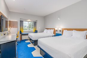 Microtel Inn & Suites by Wyndham Montgomery