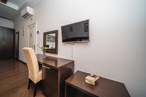 Celenga Apartments with free offsite parking