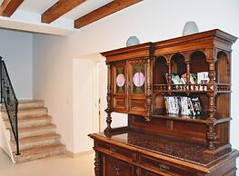 Celenga Apartments with free offsite parking