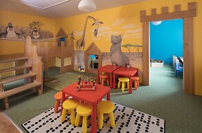 Pinia Hotel & Resort