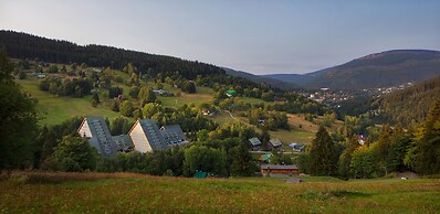 Pinia Hotel & Resort