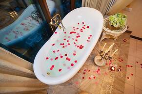 Triumph Palace Boutique Hotel